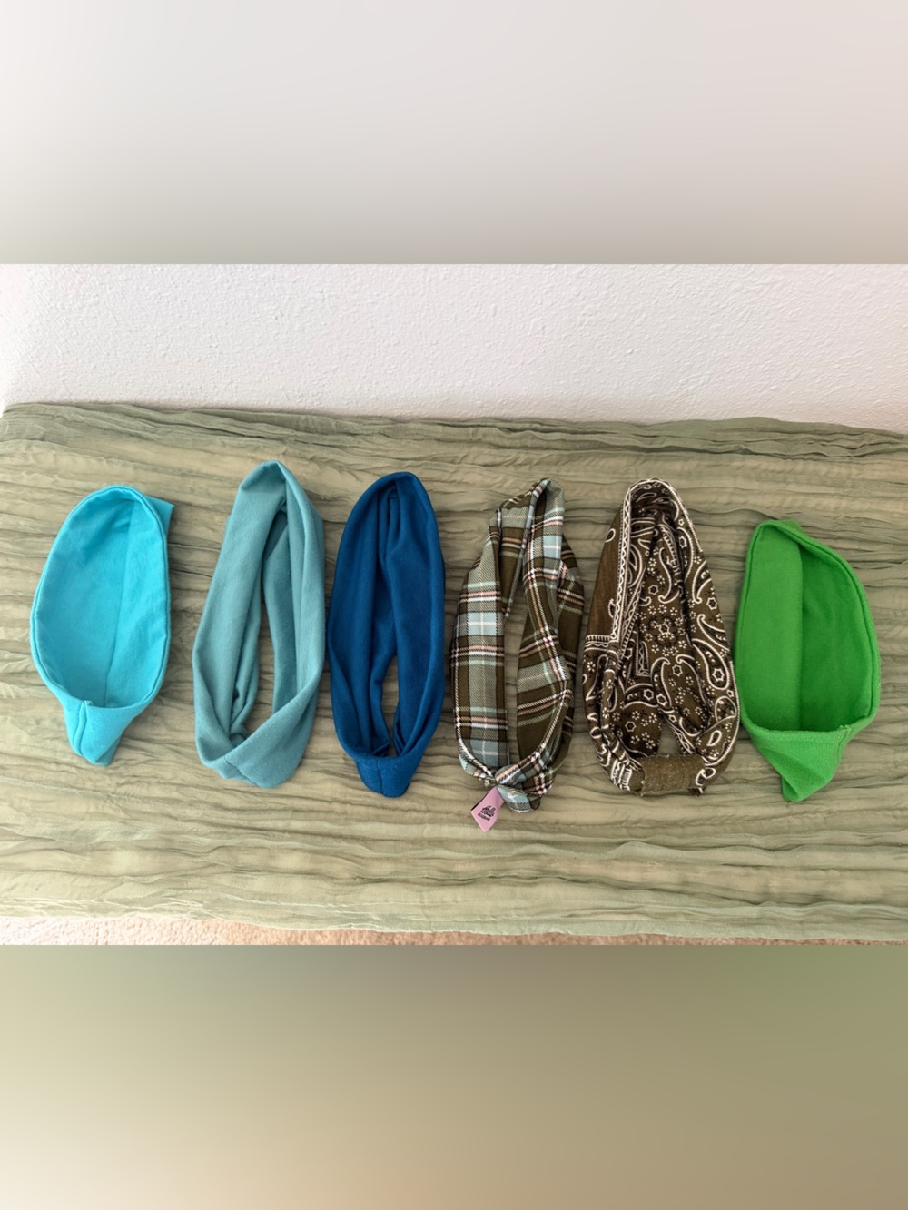 Lot of 6 headbands